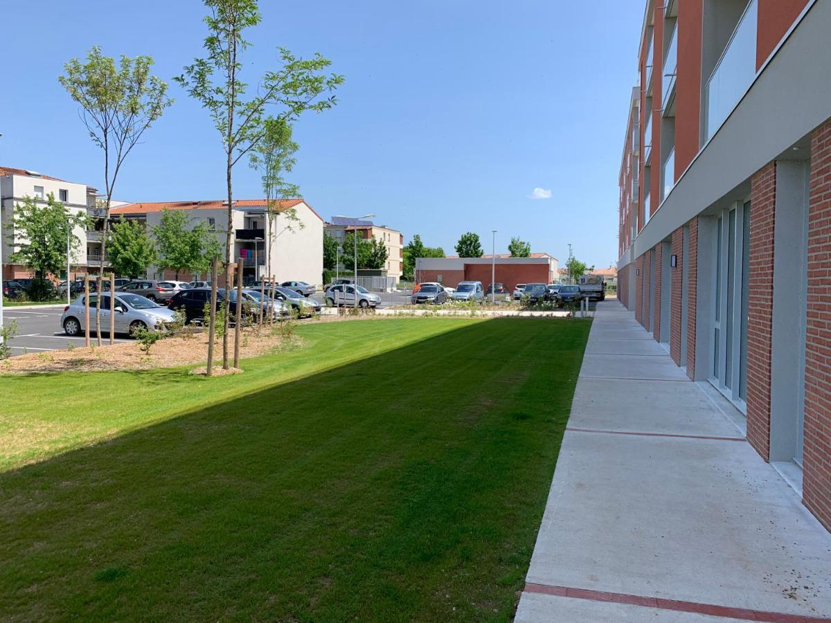 Domitys Les Cepages Aparthotel Gaillac Exterior foto