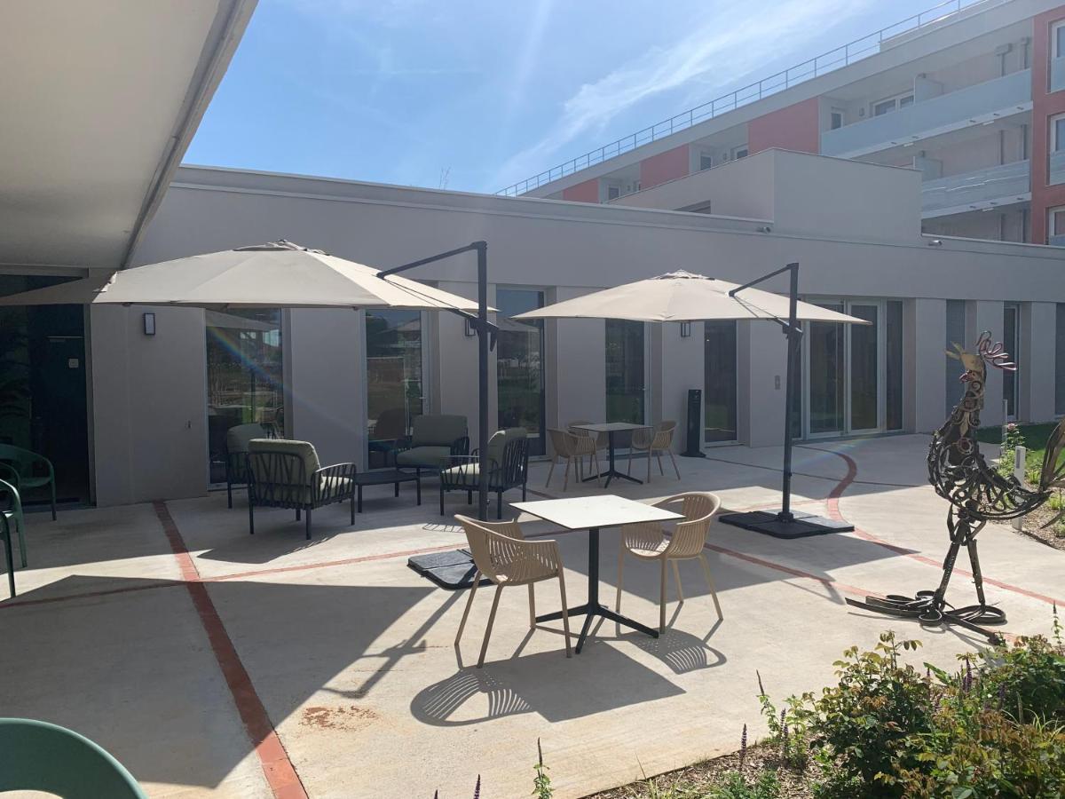 Domitys Les Cepages Aparthotel Gaillac Exterior foto